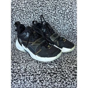 Air Jordan Sneakers - 6Y